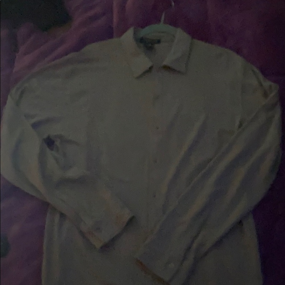 Men’s gray button down